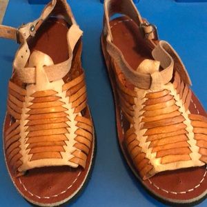 Boys leather sandals